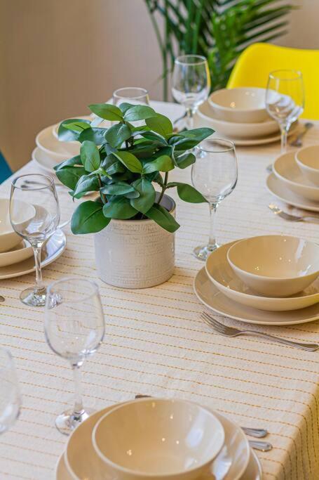 Roomy Apartment 80Sqm At City Center Free Parking Space, Ac & Balcony Будапешт Экстерьер фото
